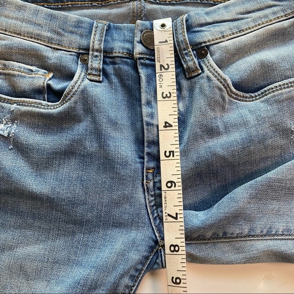 BLANK NYC Flare Bottom Jeans - Picture 9 of 9